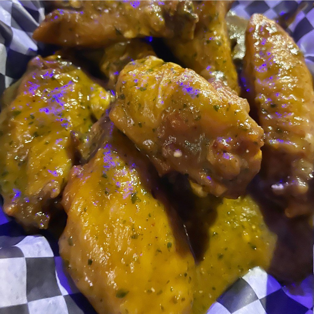 D-Spot Wings Oakdale, Minnesota