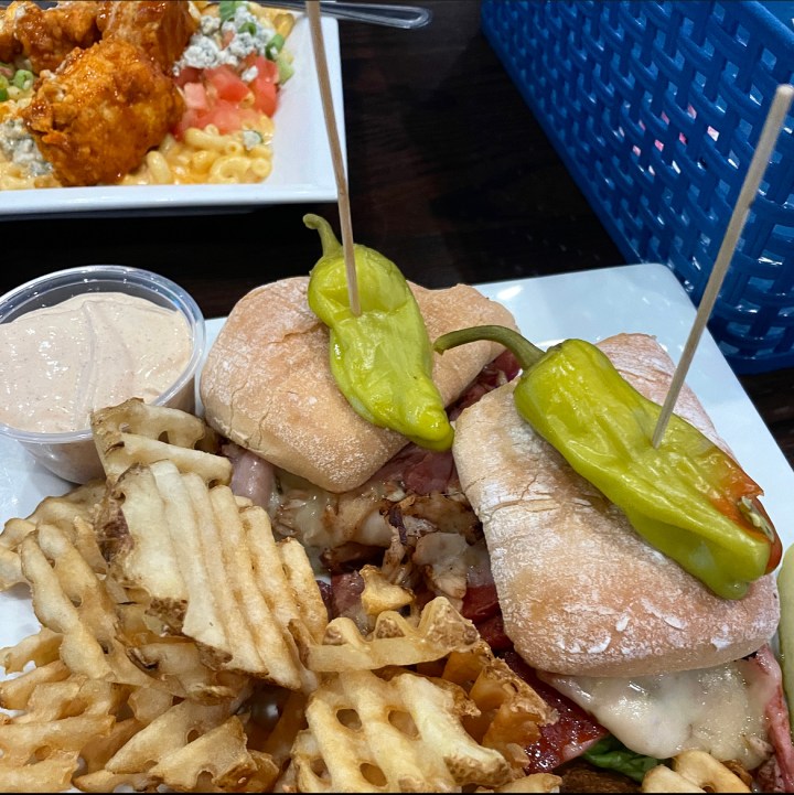 Lakewood Tavern | Lake Elmo, MN