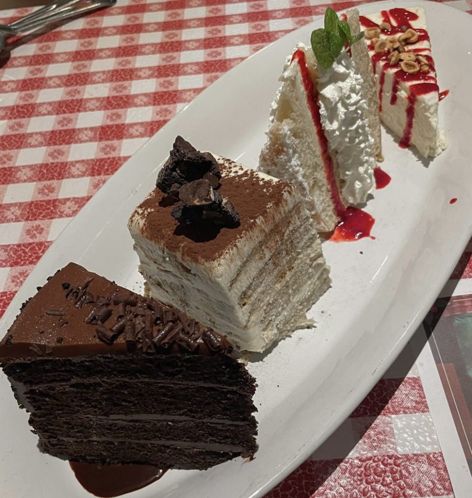 Buca di Beppo Saint Paul Minnesota Hipster Hack Review