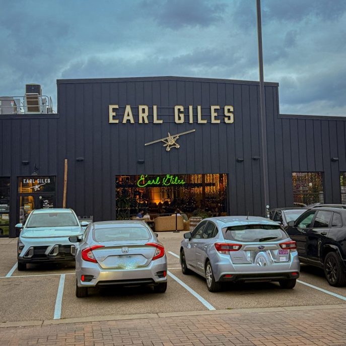 Earl Giles Northeast Minneapolis Review Hipster Hack Blog Minnesota